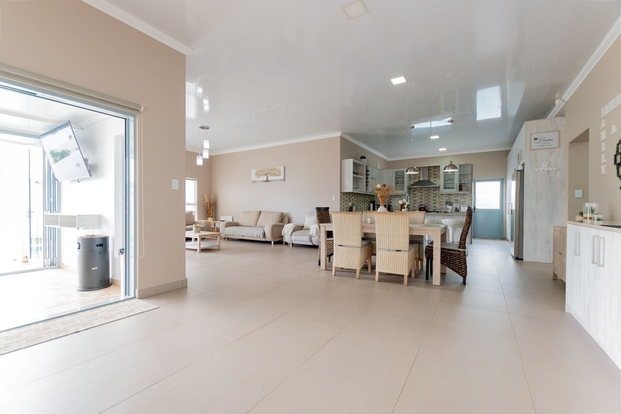 3 Bedroom Property for Sale in Blue Lagoon Western Cape